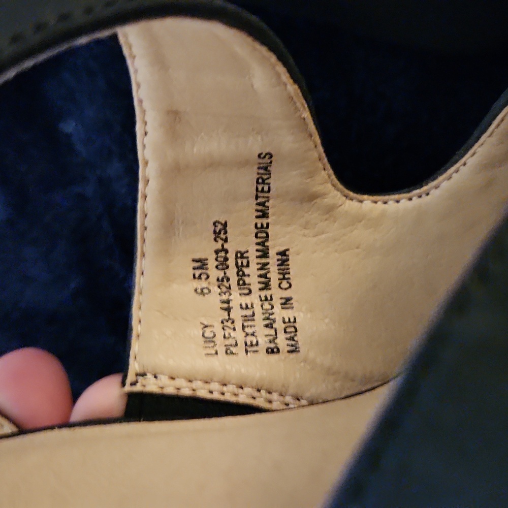 Kim Rogers Lucy black heels - Picture 7 of 10